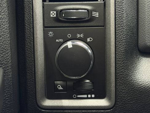 Used 2018 RAM 1500 Tradesman w/ Popular Equipment Group image 21