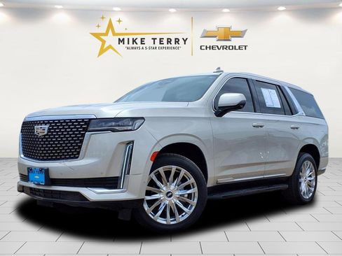 Used 2023 Cadillac Escalade Premium Luxury image 1