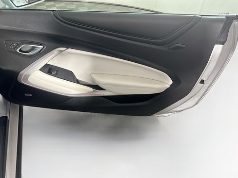 Used 2017 Chevrolet Camaro SS RWD image 29