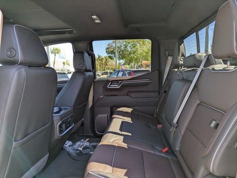 New 2026 GMC Sierra 1500 Denali w/ Denali Reserve Package image 14