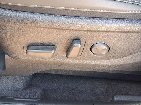 New 2025 Kia Telluride S image 7