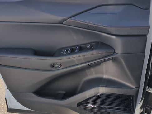 New 2026 Jeep Cherokee Limited AWD/4WD image 13