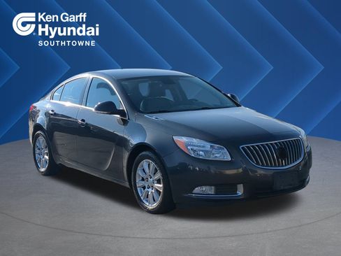 Used 2013 Buick Regal Premium image 1