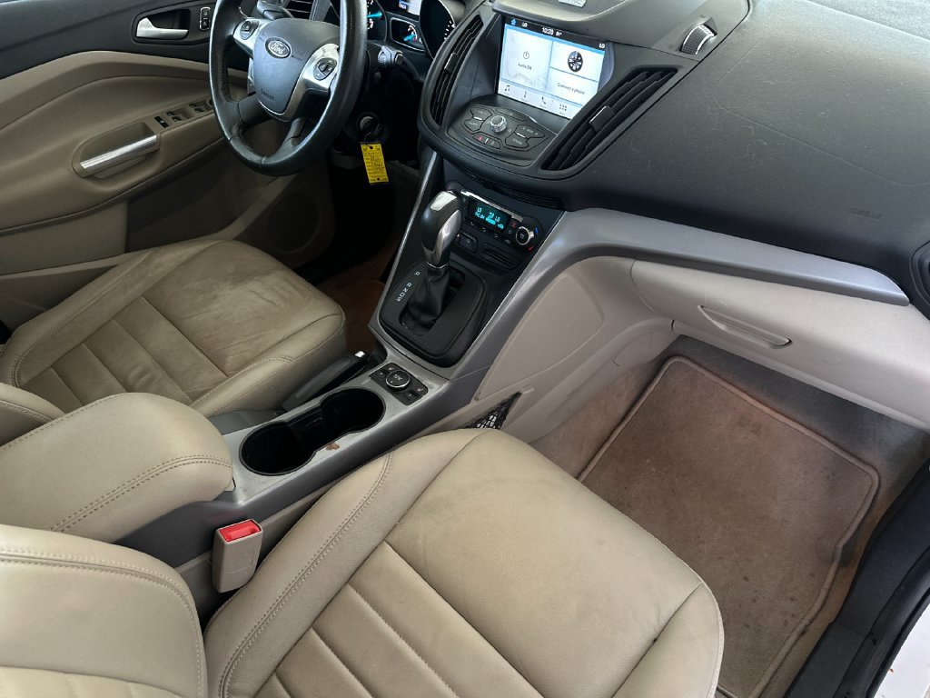 Used 2016 Ford Escape SE w/ SE Leather Comfort Package FWD image 15