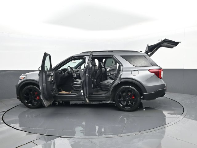 Used 2022 Ford Explorer ST w/ ST Street Pack AWD/4WD image 36