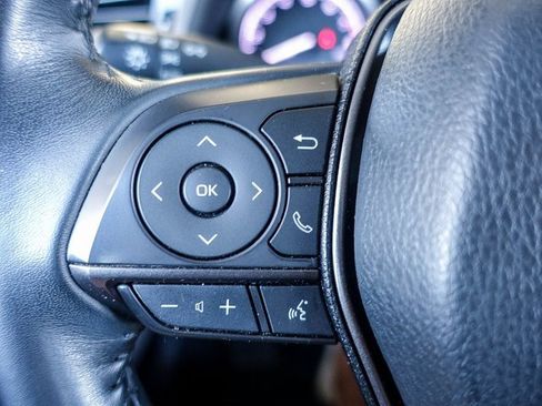 Used 2023 Toyota Camry SE image 20