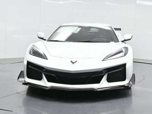 New 2025 Chevrolet Corvette Z06 w/ Z07 Performance Package RWD image 25