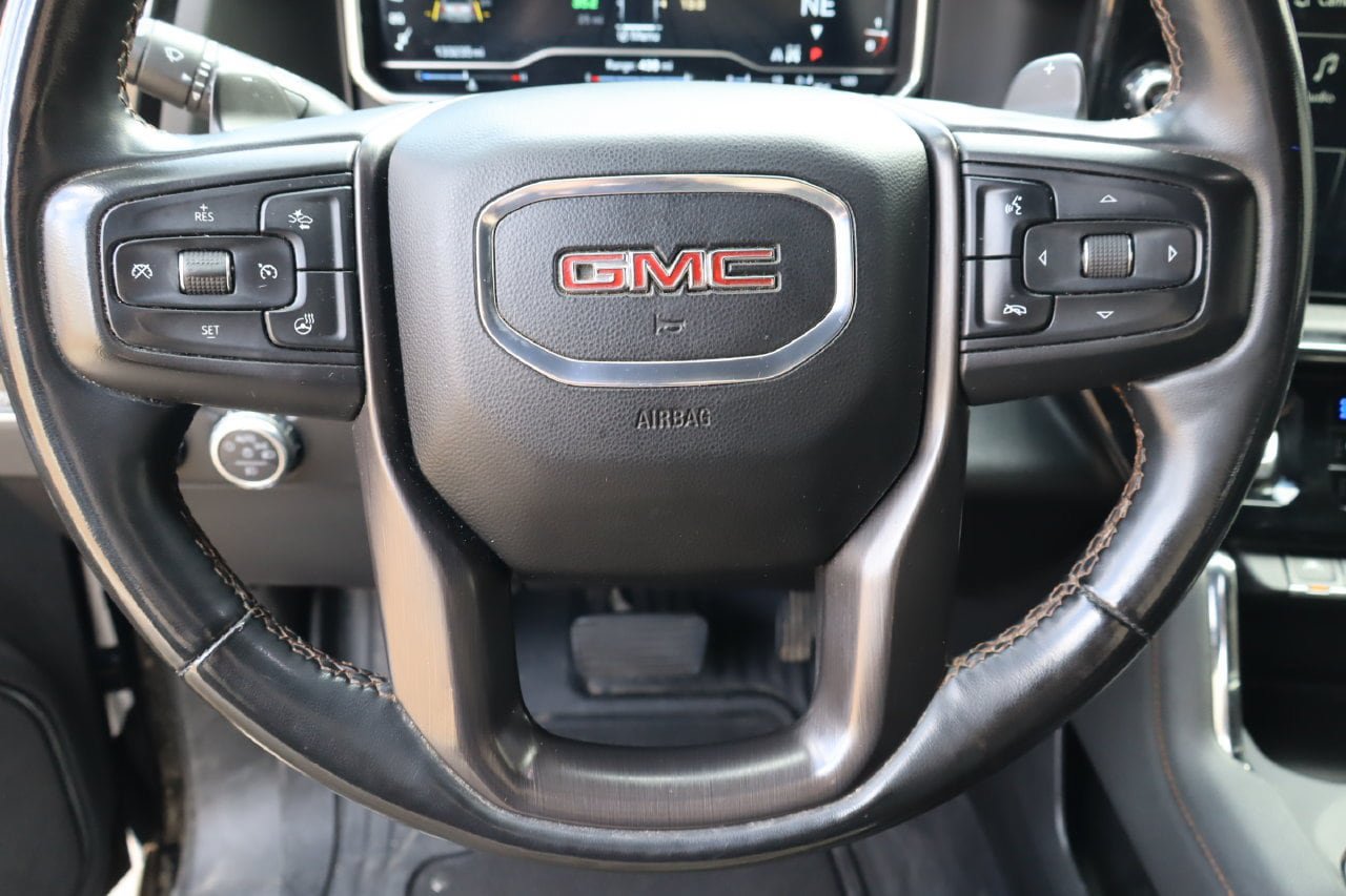Used 2023 GMC Sierra 1500 AT4 w/ Technology Package AWD/4WD image 11
