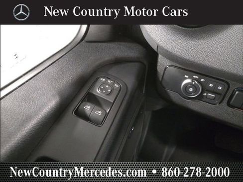 Used 2024 Mercedes-Benz Sprinter 2500 image 18