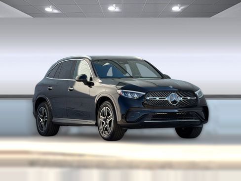 Certified 2026 Mercedes-Benz GLC 300 4MATIC image 7