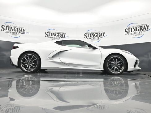 Used 2024 Chevrolet Corvette Stingray Preferred Cpe w/ Stealth Interior Trim Package RWD image 33