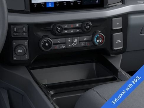 New 2026 Ford F250 XLT w/ XLT Premium Package AWD/4WD image 16
