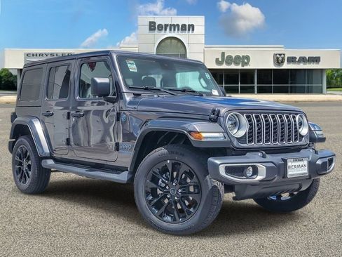 Certified 2025 Jeep Wrangler Unlimited Sahara AWD/4WD image 2