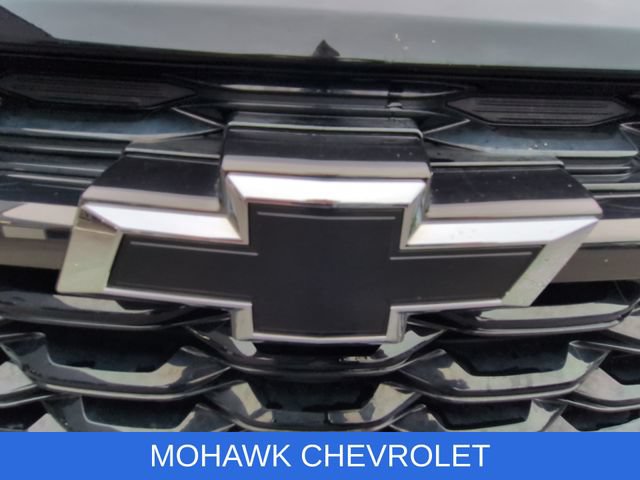 Used 2024 Chevrolet Trax RS w/ Sunroof Package FWD image 30