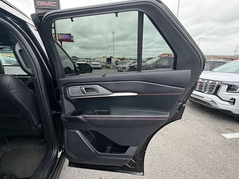 Used 2025 Ford Explorer ST-Line w/ Premium Package AWD/4WD image 25