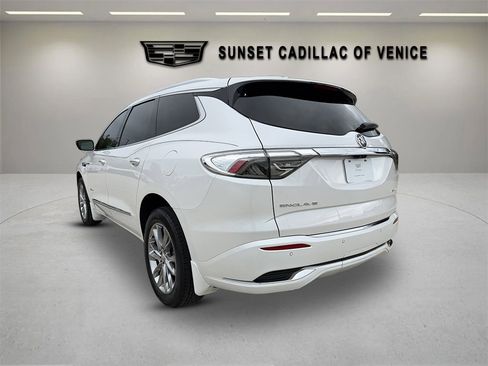 Used 2024 Buick Enclave Avenir w/ Avenir Technology Package image 5