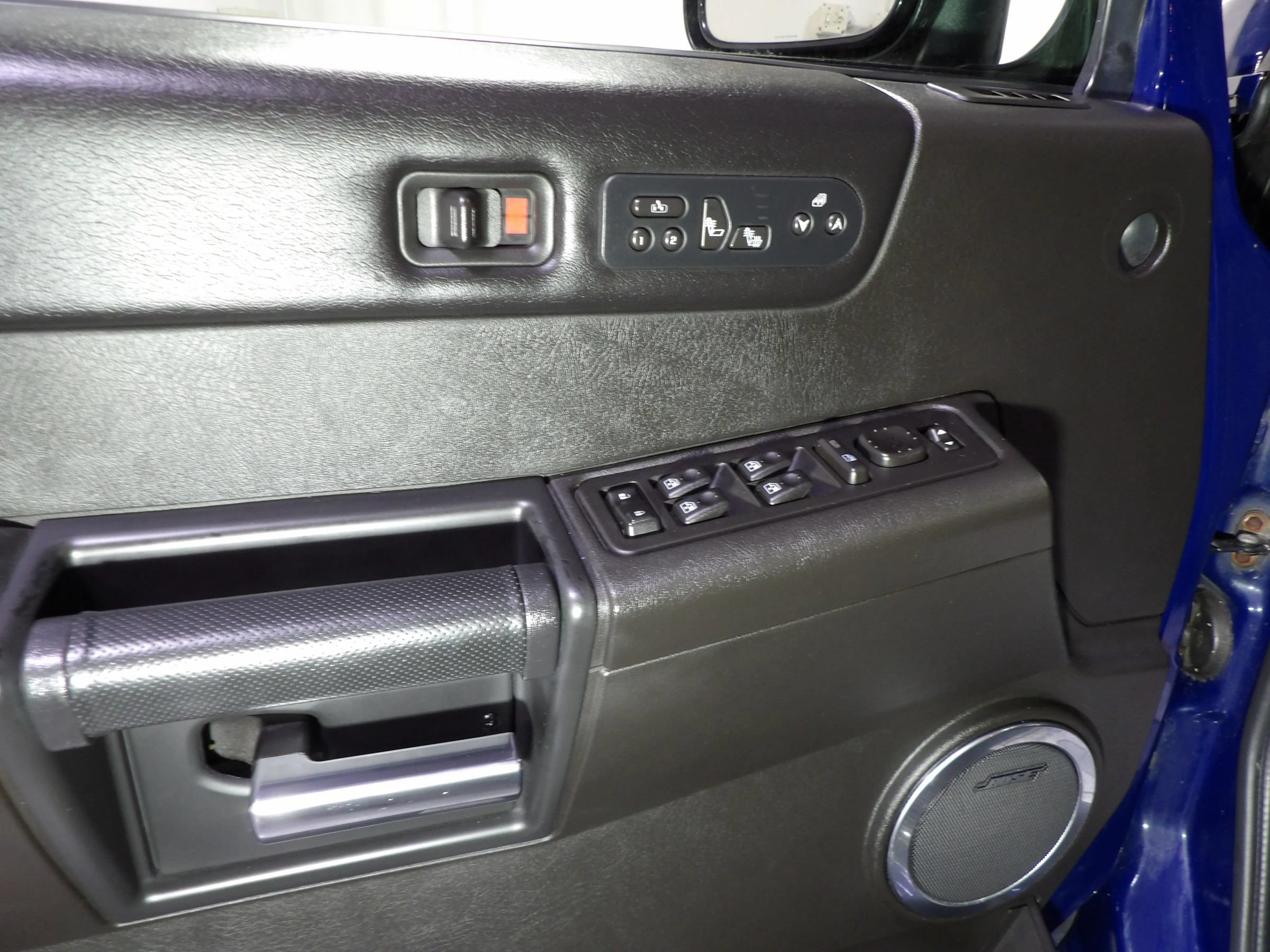 Used 2007 HUMMER H2 AWD/4WD image 10