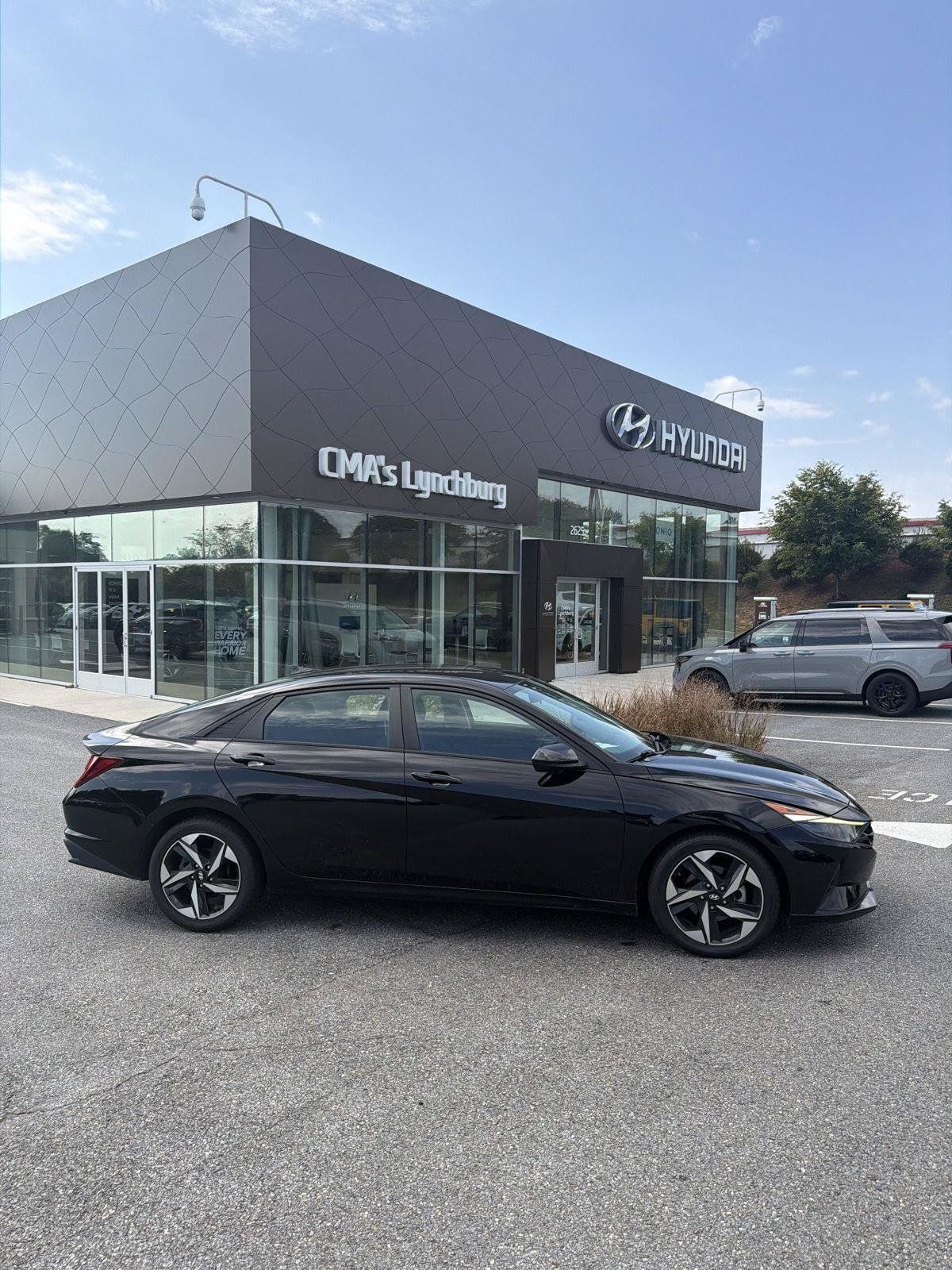 Certified 2023 Hyundai Elantra SEL w/ Convenience Package FWD image 5