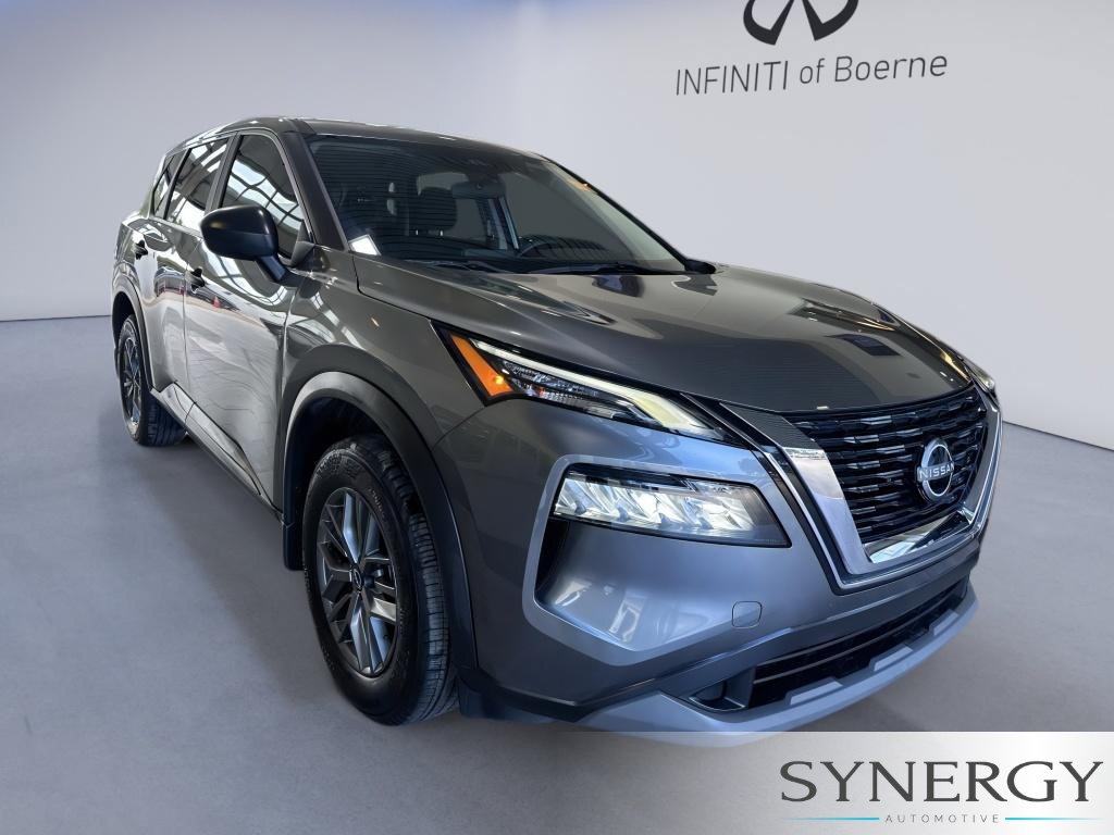 Used 2023 Nissan Rogue S FWD image 3