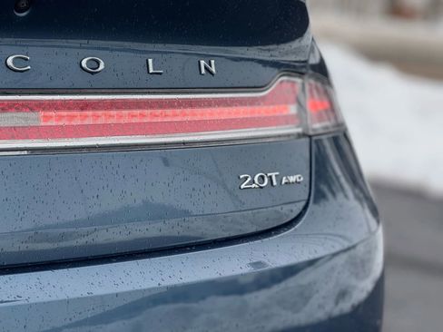 Used 2019 Lincoln MKZ Reserve w/ Reserve Plus Package image 9