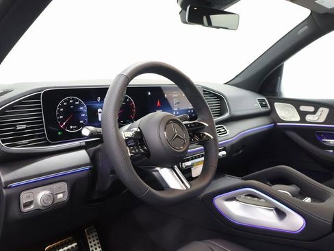 New 2026 Mercedes-Benz GLS 450 4MATIC image 15