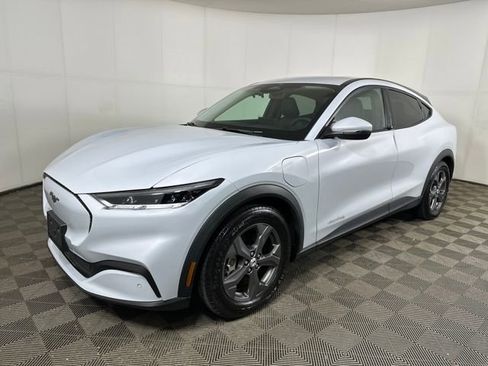 Used 2022 Ford Mustang Mach-E Select image 7