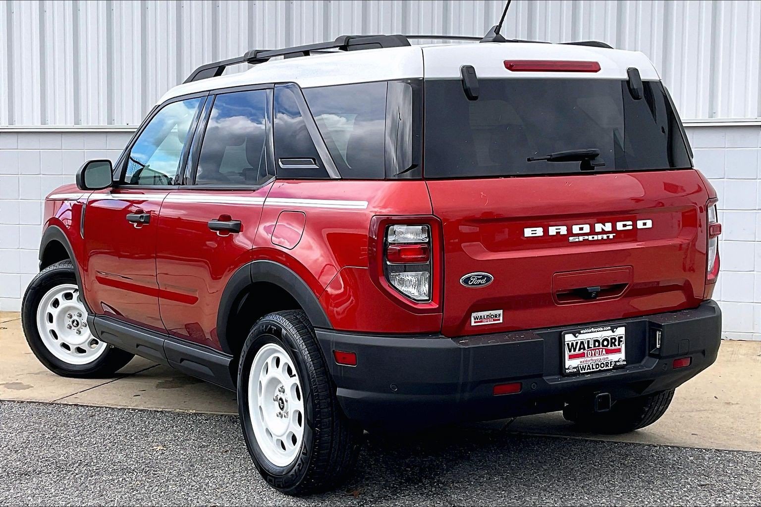 Used 2023 Ford Bronco Sport Heritage w/ Heritage Convenience Package AWD/4WD image 14