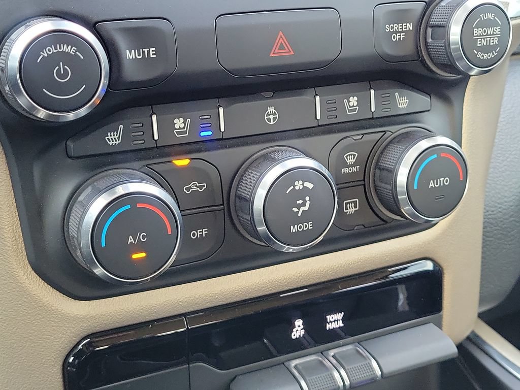 Used 2020 RAM 1500 Laramie AWD/4WD image 20