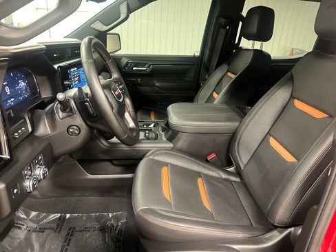 Certified 2025 GMC Sierra 1500 AT4 w/ AT4 Premium Package AWD/4WD image 13