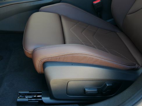 Used 2026 BMW 228i w/ Technology Package image 27