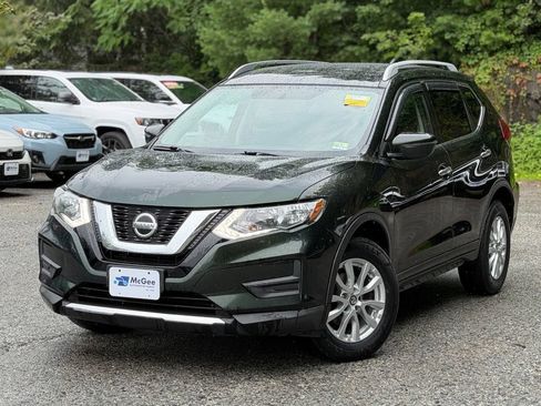 Used 2018 Nissan Rogue SV AWD/4WD image 1