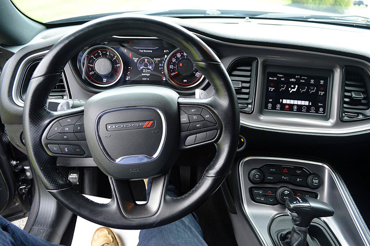 Used 2022 Dodge Challenger GT RWD image 18