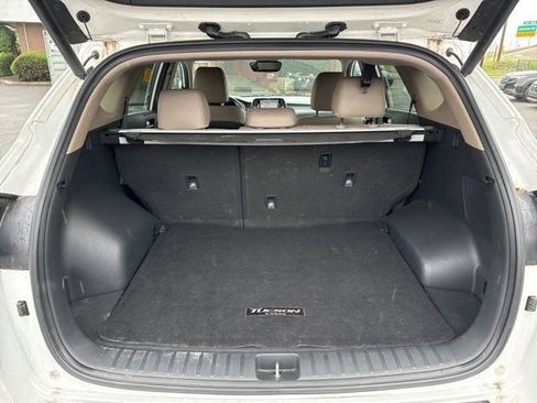 Used 2020 Hyundai Tucson Limited FWD image 19