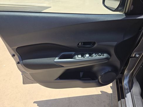 Certified 2025 Nissan Kicks Play S FWD image 11