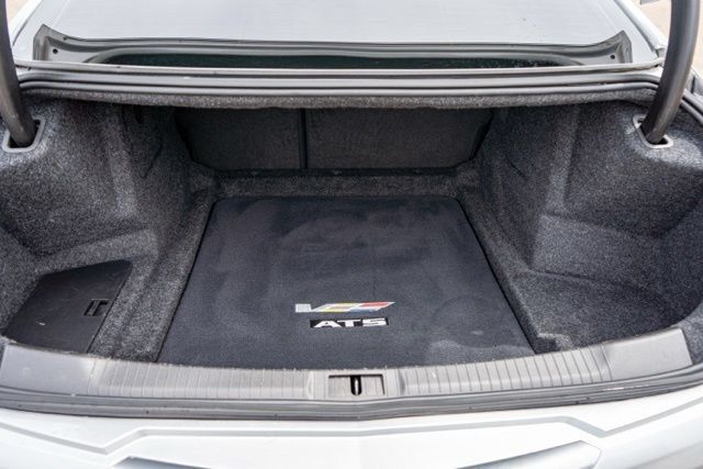 Used 2017 Cadillac ATS V w/ Luxury Package RWD image 28