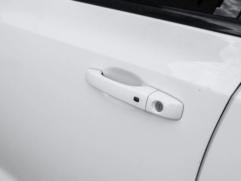 Used 2022 Chrysler 300 S RWD image 46