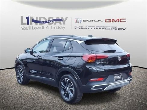 Certified 2023 Buick Encore GX Essence w/ Advanced Technology Package image 8