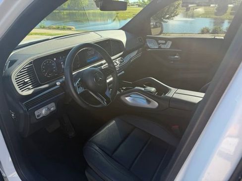 Used 2024 Mercedes-Benz GLE 450 4MATIC w/ AMG Line Exterior image 14