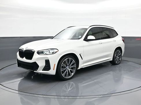 Used 2022 BMW X3 sDrive30i w/ M Sport Package 2 RWD image 3