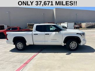 Used 2022 Toyota Tundra SR5 AWD/4WD video 2
