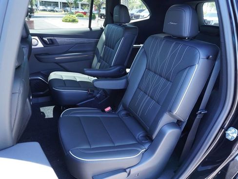 New 2026 Buick Enclave Avenir AWD/4WD image 9