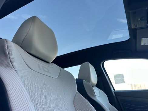 New 2026 Volkswagen ID.4 Pro S RWD image 15