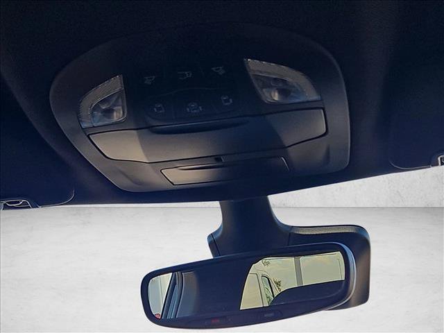 Used 2025 Chrysler Pacifica Select FWD image 20