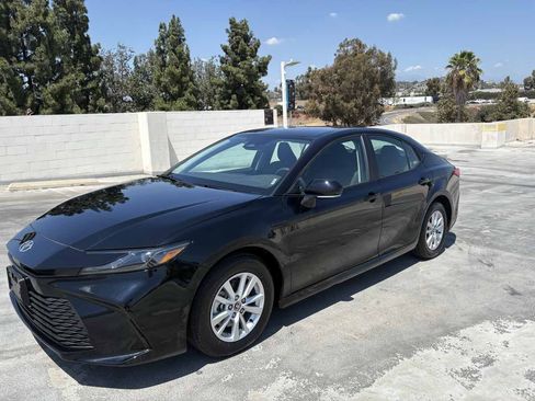 Used 2026 Toyota Camry LE FWD image 3