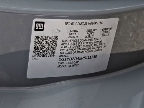 Certified 2024 Chevrolet Corvette Stingray Preferred Cpe w/ Z51 Performance Package RWD image 31