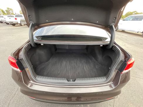 Used 2018 Kia Optima LX FWD image 23