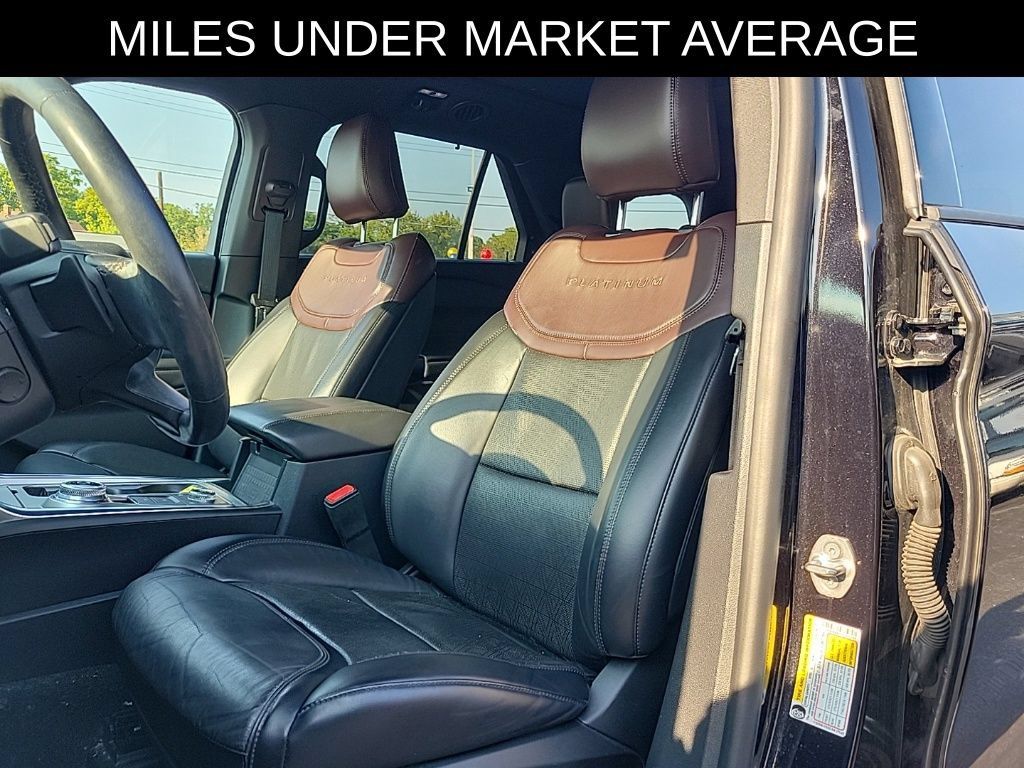 Used 2020 Ford Explorer Platinum AWD/4WD image 16