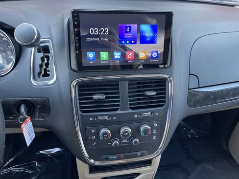 Used 2015 Dodge Grand Caravan SE w/ Quick Order Package 29E SE image 15