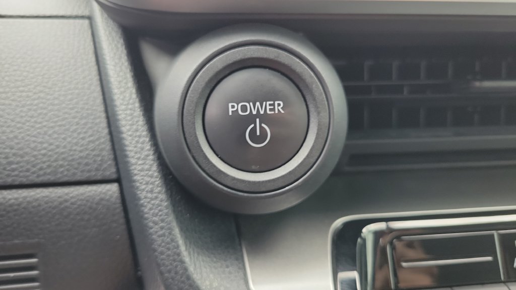 Used 2024 Toyota Prius LE FWD image 21
