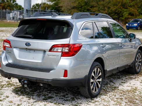 Used 2016 Subaru Outback 2.5i Limited image 11